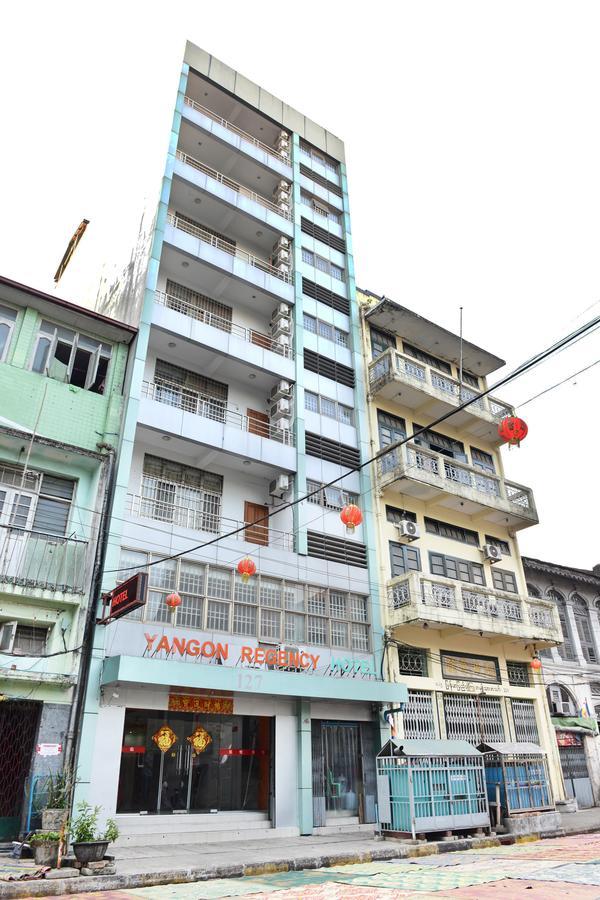 Yangon Regency Hotel Exterior photo